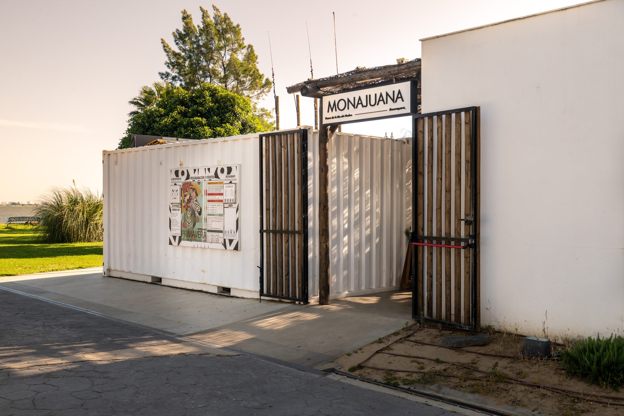 Monajuana