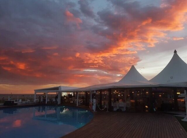 Casanova Beach Club, BARCELONA